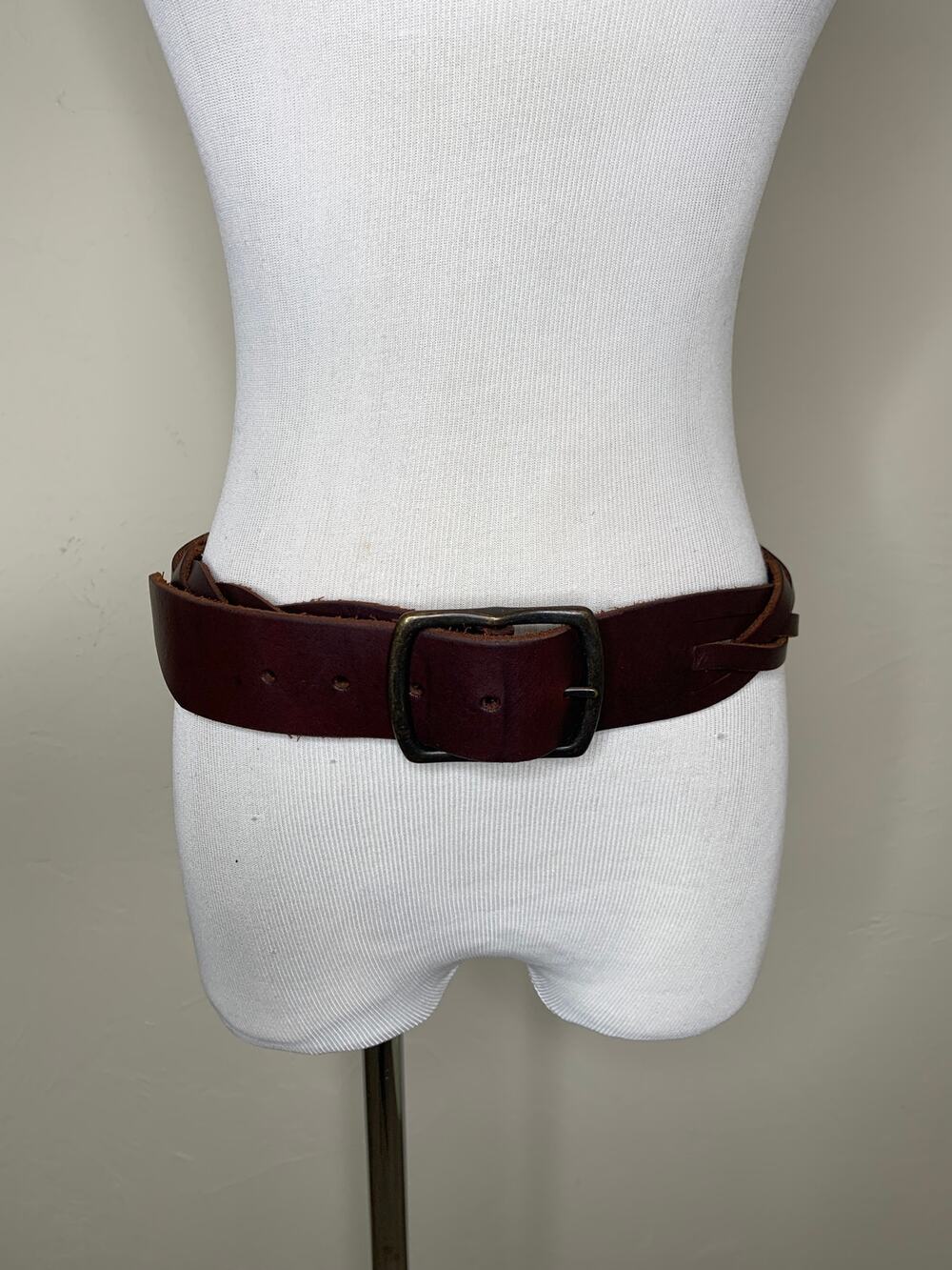 Vintage GAP Leather Braided Sz Small Medium Brown Belt